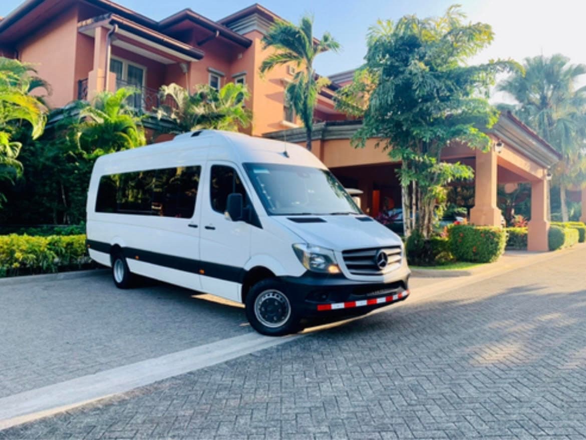 Private driver service with luxury vehicle in Costa Rica