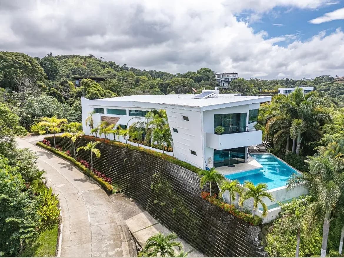 Jaco Get Aways - Romantic private pool villa for couples in Costa Rica