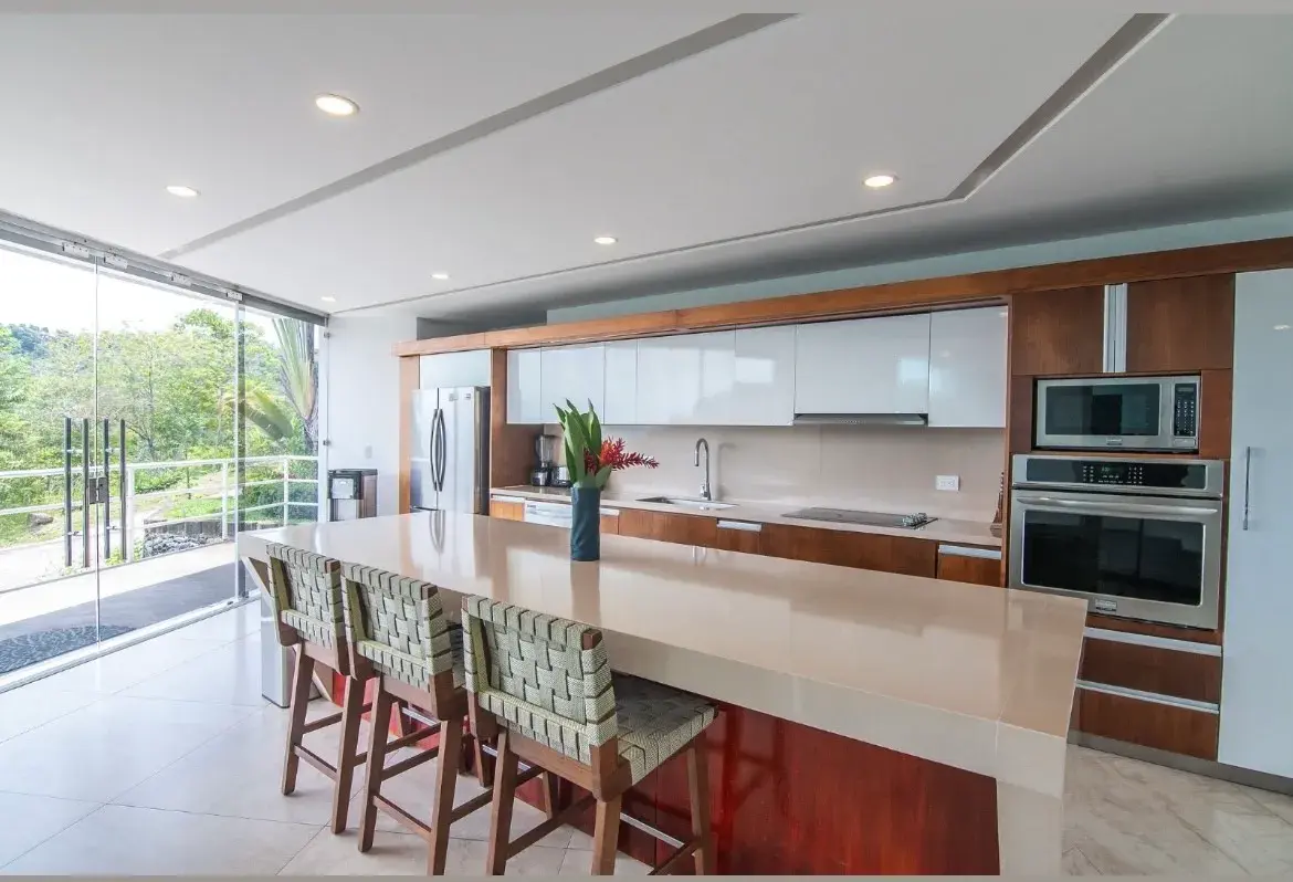 Villa De las Mariposas fully equipped kitchen